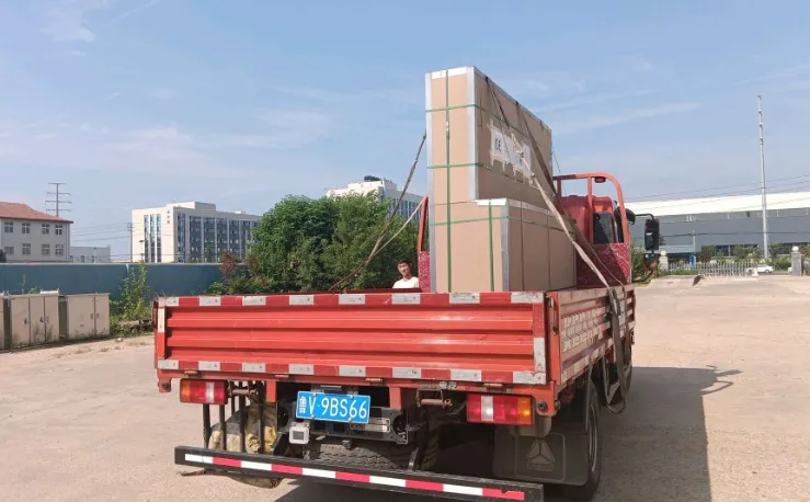 ตู้เครื่องมือของ Cyjy พร้อมสำหรับการจัดส่งไปยังบัลแกเรีย